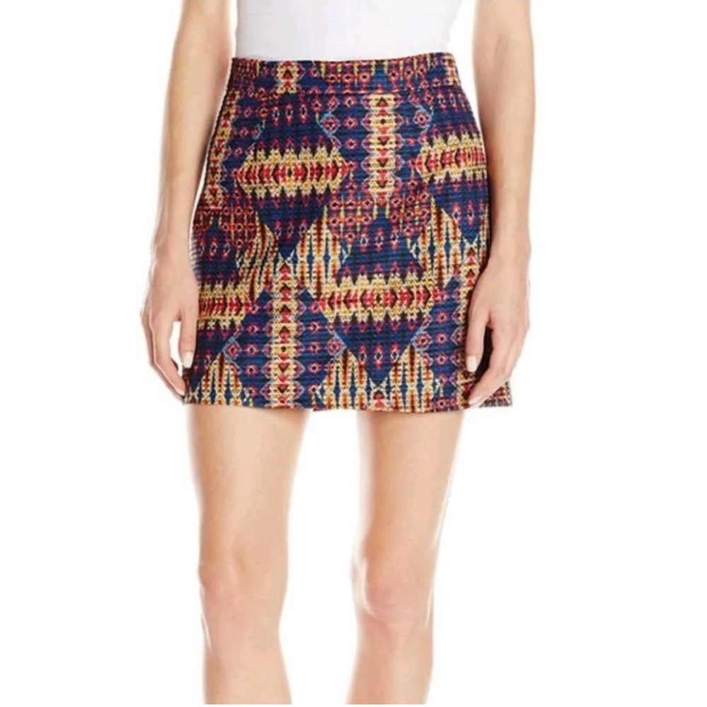 Sam Edelman Aztec Tribal Embroidered Beaded
Geometric Mini Skirt